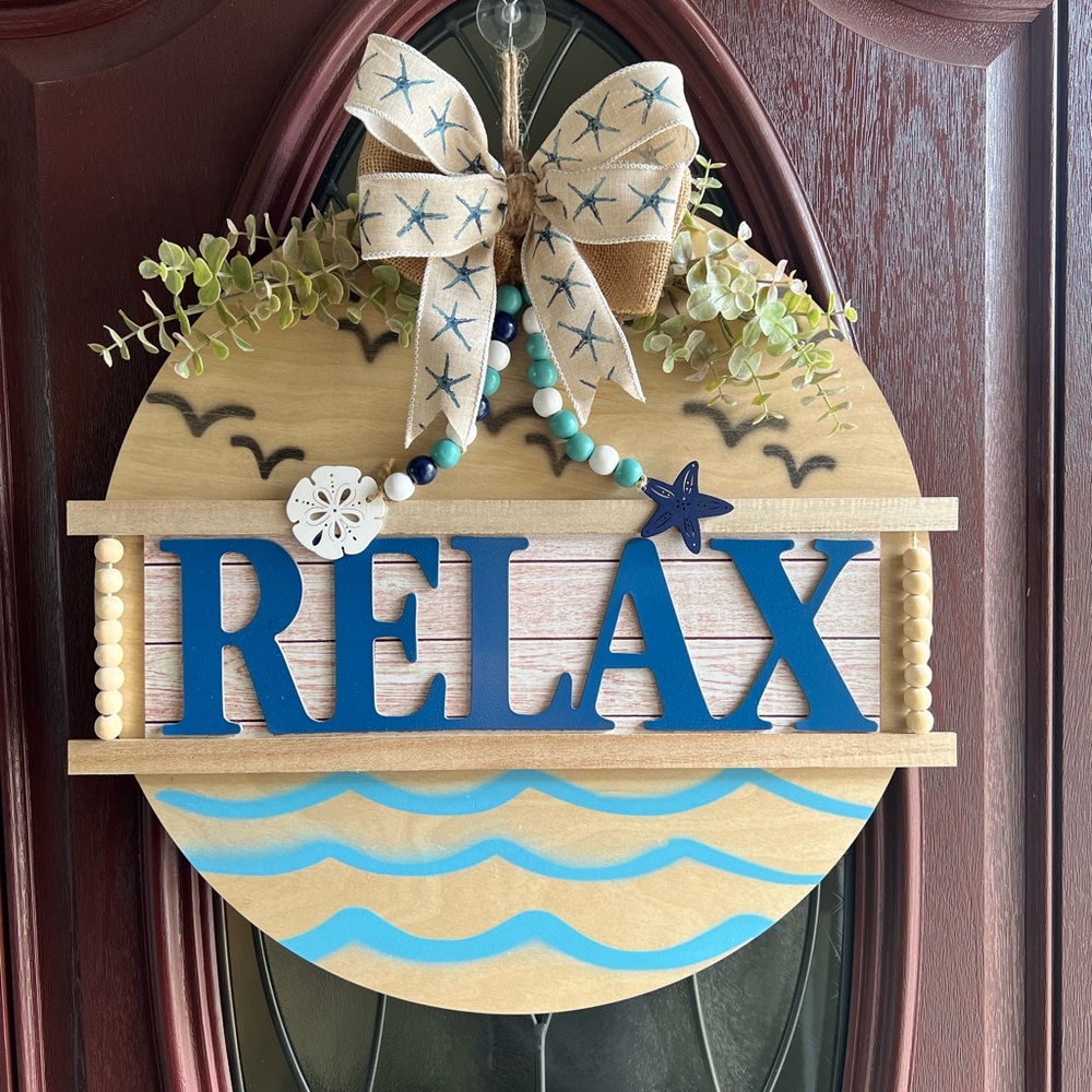 18 inch Beach Themed Door Hanger